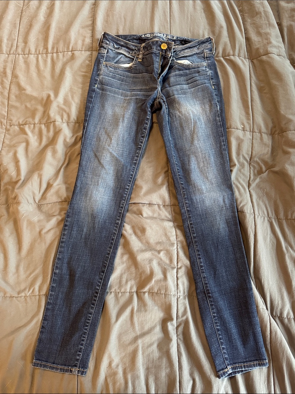 American Eagle Outfitters Women's Dark Blue Skinny Jeans